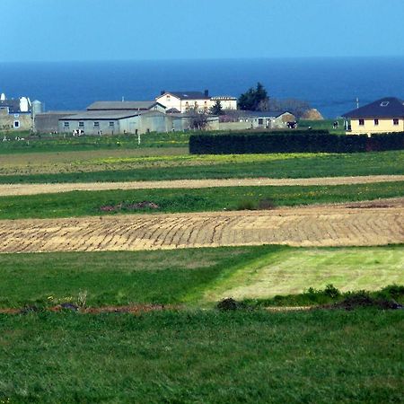 Hostal Chiquin Tapia De Casariego Eksteriør billede