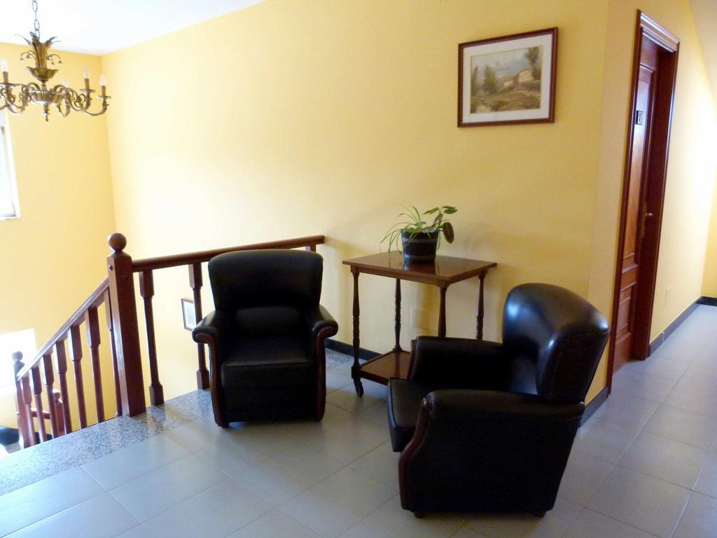 Hostal Chiquin Tapia De Casariego Eksteriør billede
