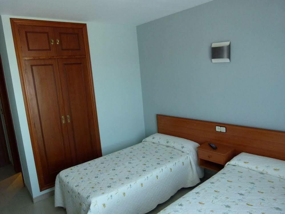 Hostal Chiquin Tapia De Casariego Eksteriør billede
